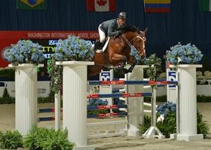 Todd Minikus and Quality Girl Win $34,000 Welcome Stake at the 2014 Washington International Horse Show