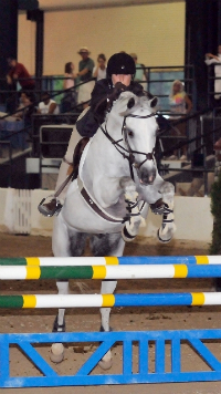 Pony Hunters, Jumpers Turn up the Heat at 2009 USEF Pony Finals