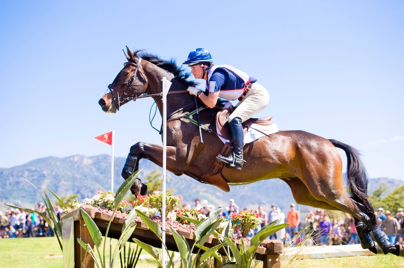U.S. Eventing Team Extends Lead at 2011 Pan American Games